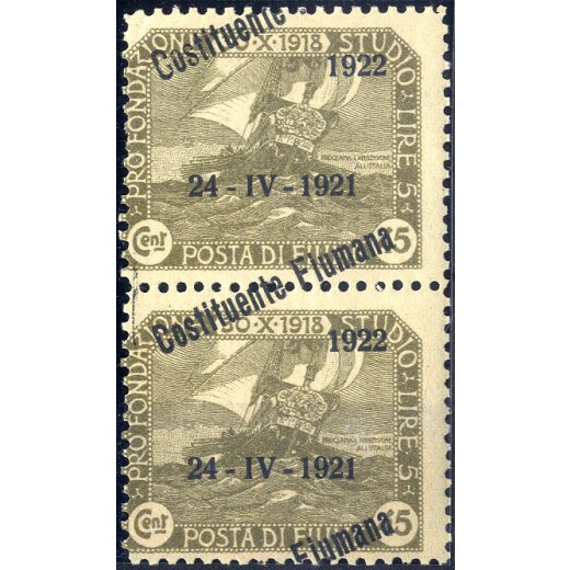 1922, Costituente Fiumana, 45 Cent. oliva, coppia verticale con variet? "sopratsampa spostata in senso verticale", gomma integra (Sass. 183ka / 240,-)