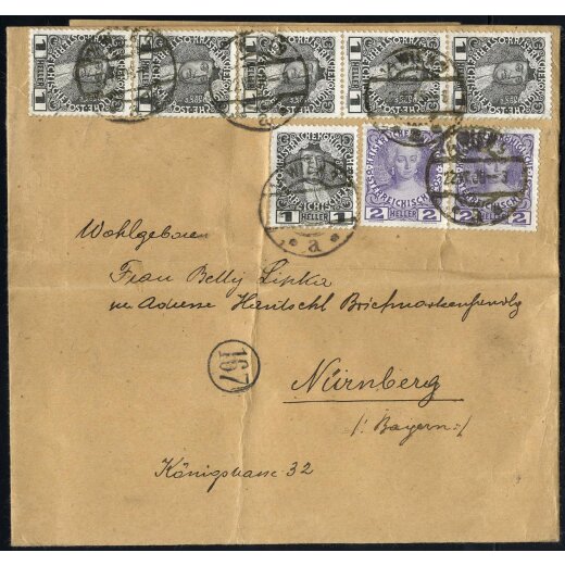 1908, Zeitungschleife vom 22.9.1908 von Wien nach Nürnberg, frankiert mi 6 x1 H. + 2 x 2 H. übergehend gestempelt mit "WIEN a, 22.IX.08", senkrechter Bug durch eine 1 H.-Marke (ANK. 139-40).