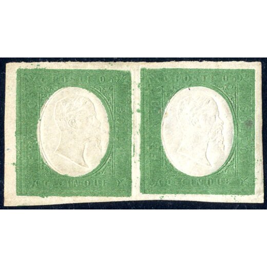 1854, coppia orizzontale del 5 c. verde, nuova con piena gomma originale, il francobollo di destra presenta un invisibile traccia di piegha, &egrave; l&acute;unico multiplo noto del 5 cent, certificato Bottacchi, Sass. 7d / oltre 200.000,-
